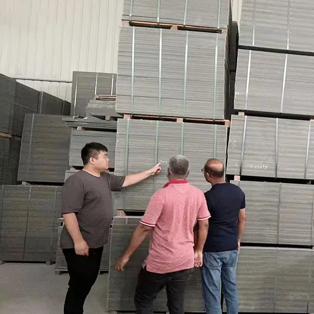 वीट बनवण्याची यंत्रे पॅलेट